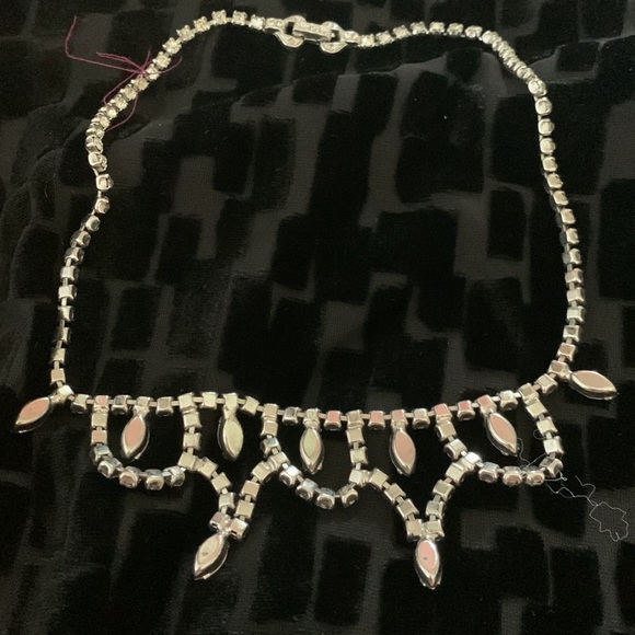 Beautiful Vintage astra rhinestone necklace - Picture 3 of 3